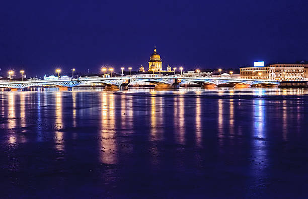 Новогодние огни Петербурга