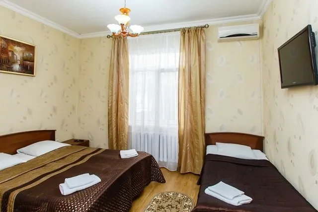 Отель Рената
