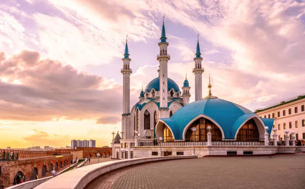 Казань istockphoto-1335452102-612x612.jpg